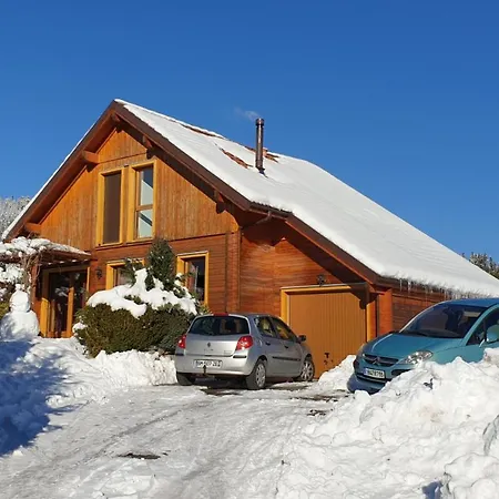 Avec Mezzanine 4 Etoiles, Saint Mamet, Jusqu'a 10 Couchages, Proche Du De Des Commerces Et Des Pistes De Dans Un Quartier Calme Villa *