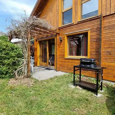 Avec Mezzanine 4 Etoiles, Saint Mamet, Jusqu'a 10 Couchages, Proche Du De Des Commerces Et Des Pistes De Dans Un Quartier Calme Villa