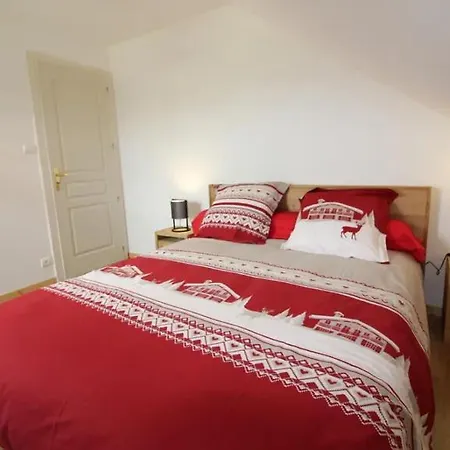 Villa Avec Mezzanine 4 Etoiles, Saint Mamet, Jusqu'a 10 Couchages, Proche Du De Des Commerces Et Des Pistes De Dans Un Quartier Calme Gérardmer