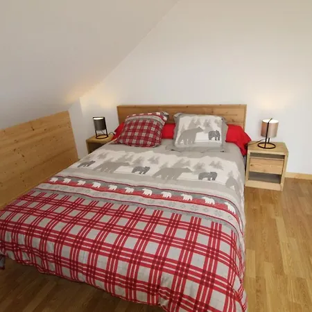Villa Avec Mezzanine 4 Etoiles, Saint Mamet, Jusqu'a 10 Couchages, Proche Du De Des Commerces Et Des Pistes De Dans Un Quartier Calme Gerardmer