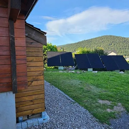 Avec Mezzanine 4 Etoiles, Saint Mamet, Jusqu'a 10 Couchages, Proche Du De Des Commerces Et Des Pistes De Dans Un Quartier Calme ジェラールメ