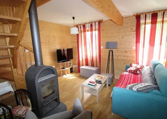 Vila Avec Mezzanine 4 Etoiles, Saint Mamet, Jusqu'a 10 Couchages, Proche Du De Des Commerces Et Des Pistes De Dans Un Quartier Calme Gérardmer